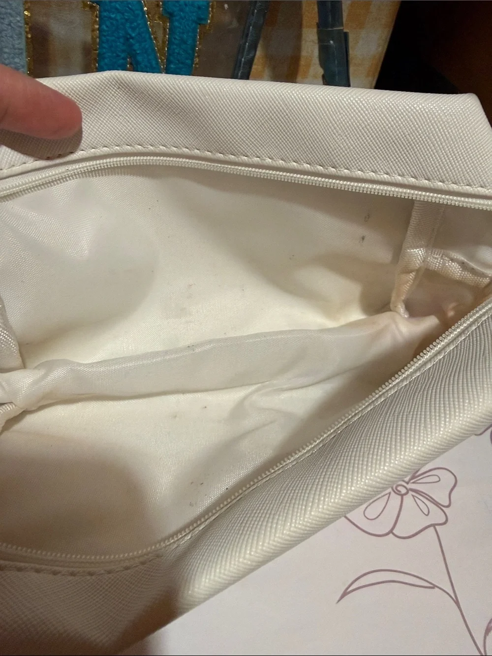 Source Unknown Clear and White 'SUN' Cosmetic Pouch Set with Multicolor Letters